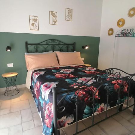 Il Vicoletto Sul Castello Apartment เนเปิลส์ ภายนอก รูปภาพ