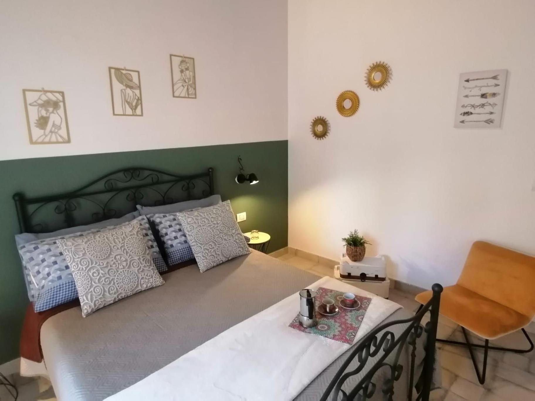 Il Vicoletto Sul Castello Apartment เนเปิลส์ ภายนอก รูปภาพ
