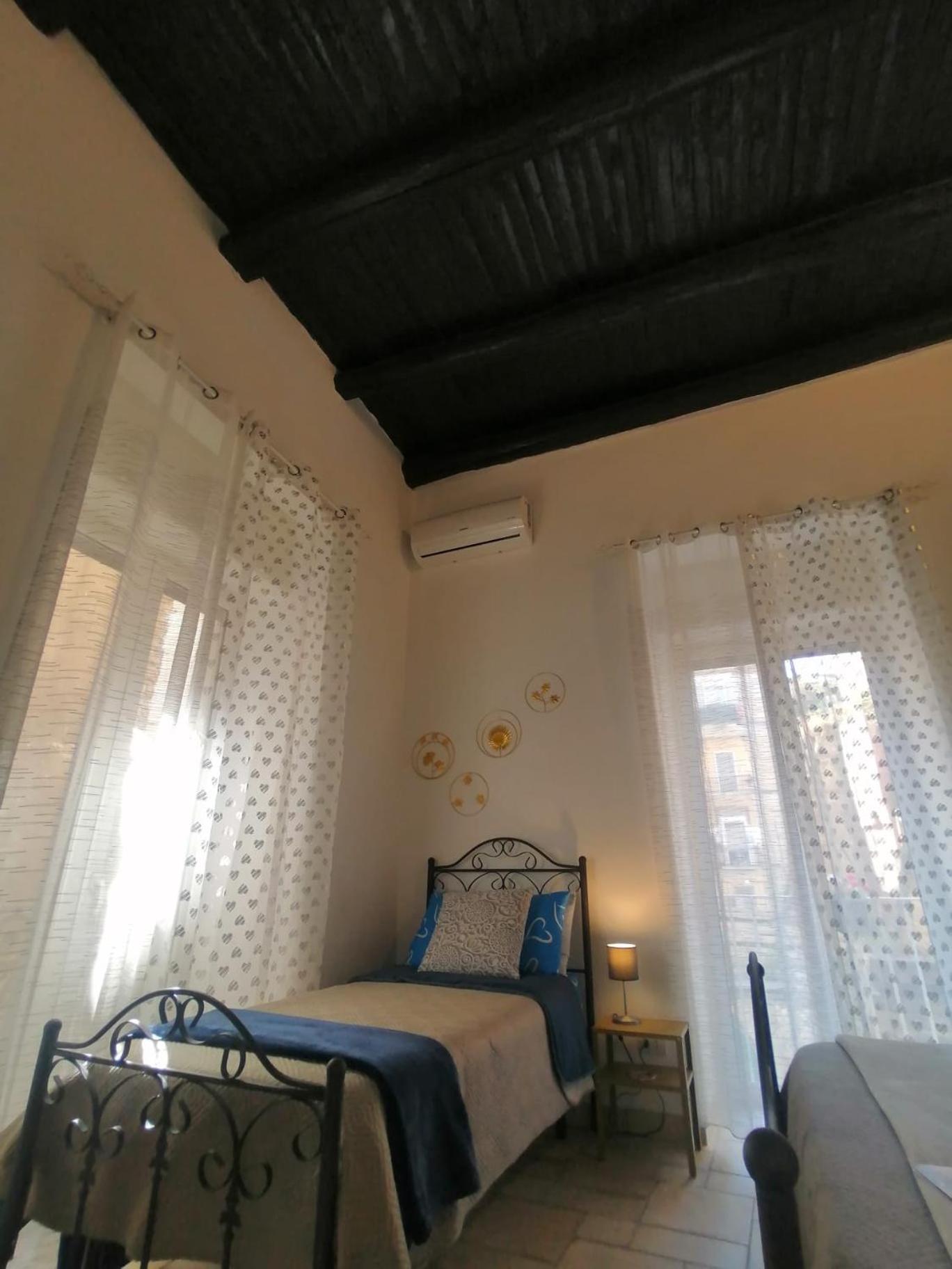 Il Vicoletto Sul Castello Apartment เนเปิลส์ ภายนอก รูปภาพ