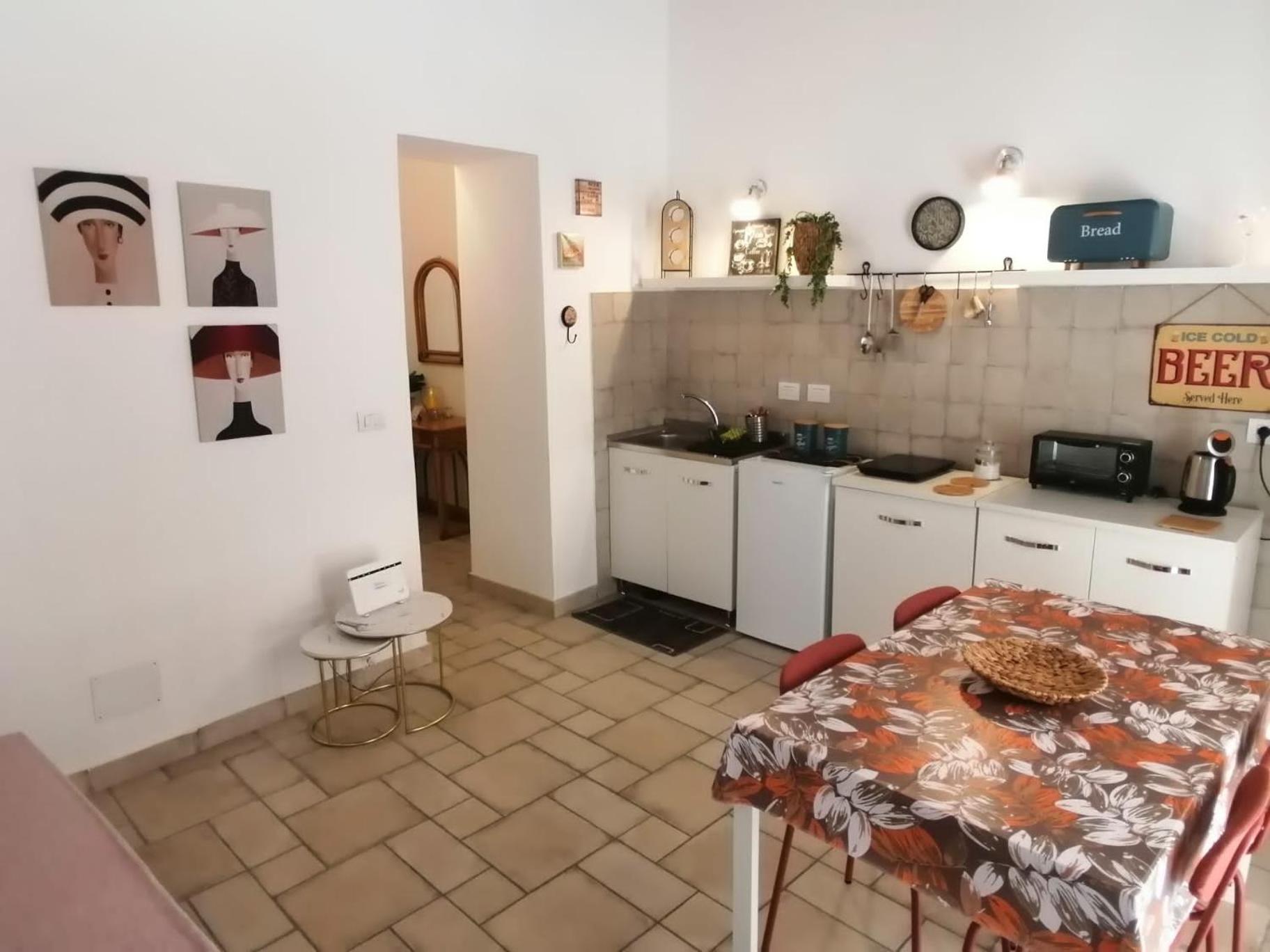 Il Vicoletto Sul Castello Apartment เนเปิลส์ ภายนอก รูปภาพ