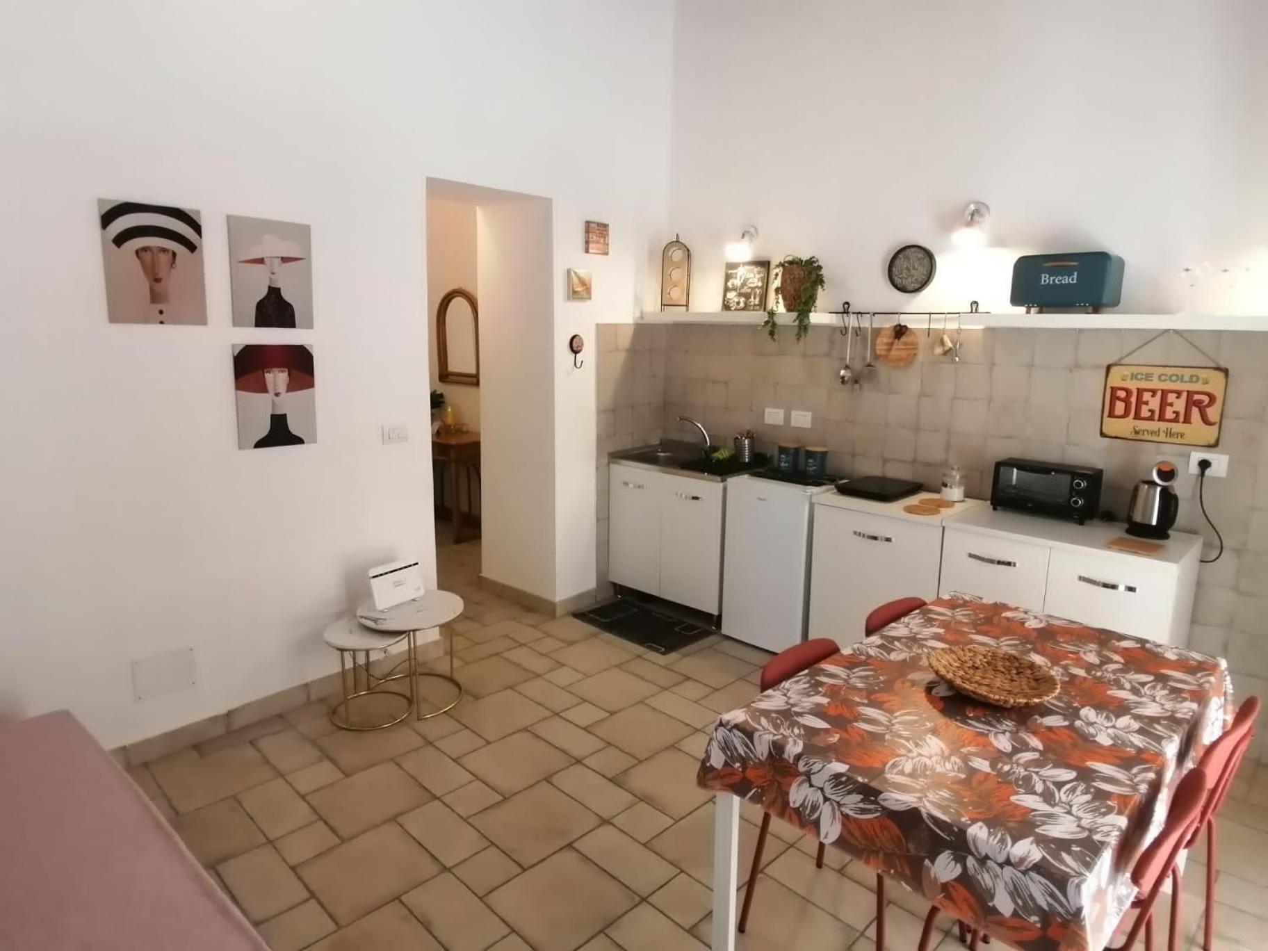 Il Vicoletto Sul Castello Apartment เนเปิลส์ ภายนอก รูปภาพ